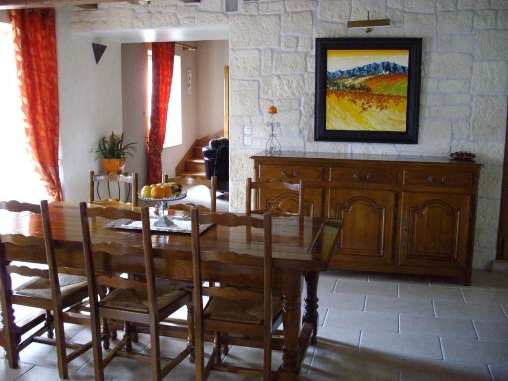 La Cyrillaure Bed and Breakfast Mosnes Buitenkant foto